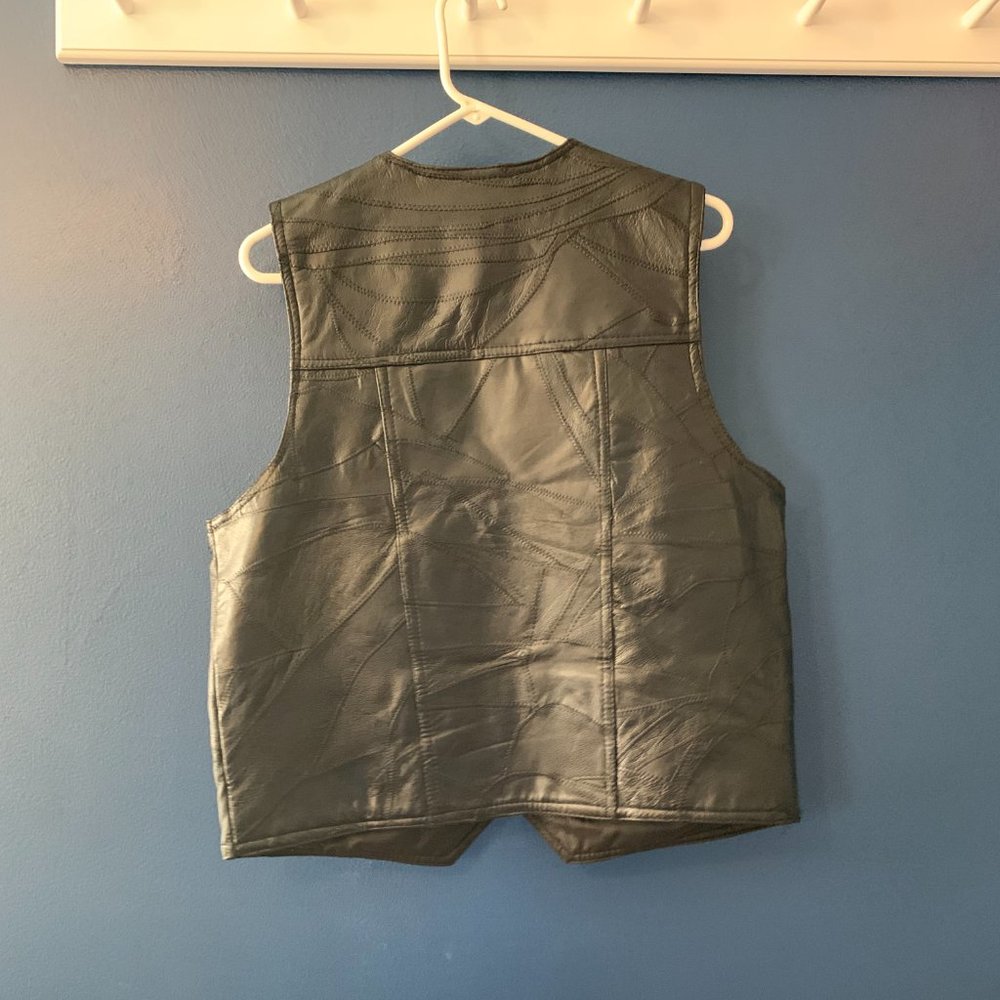 Navarre Leather Company -Italian Stone Design - Black Men's Leather Vest… - Picture 5 of 6